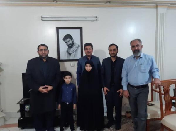 تجلیل سخنگوی دولت از همسر شهید حسینی
